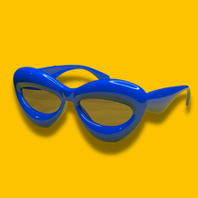 Load image into Gallery viewer, Juicy
