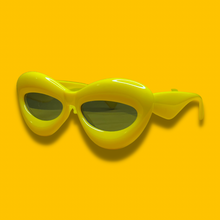 Load image into Gallery viewer, Juicy
