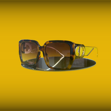 Load image into Gallery viewer, KiKi
