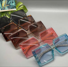 Load image into Gallery viewer, Tiffani
